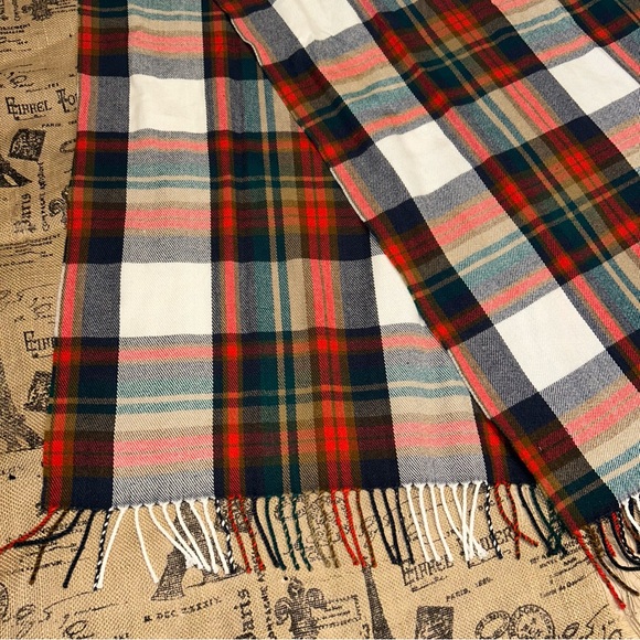 J.Crew NWOT! Classic Plaid Scarf White/Multi Juniper - Picture 8 of 14